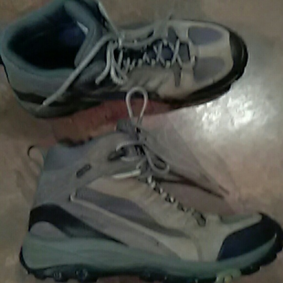 Vasque Shoes - Ladies"Vasque"Briza GTX Hiking Boots SZ-10